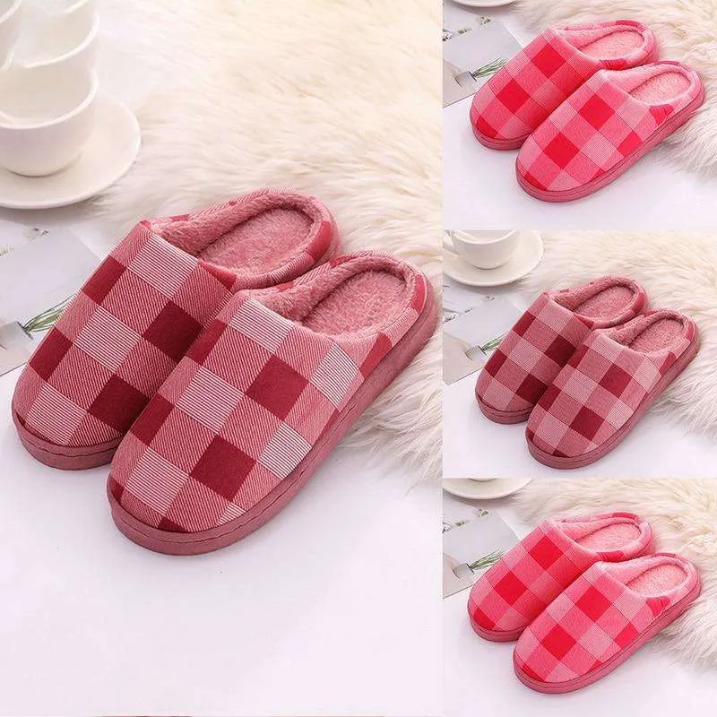 Cotton-padded Lovers Home Slippers