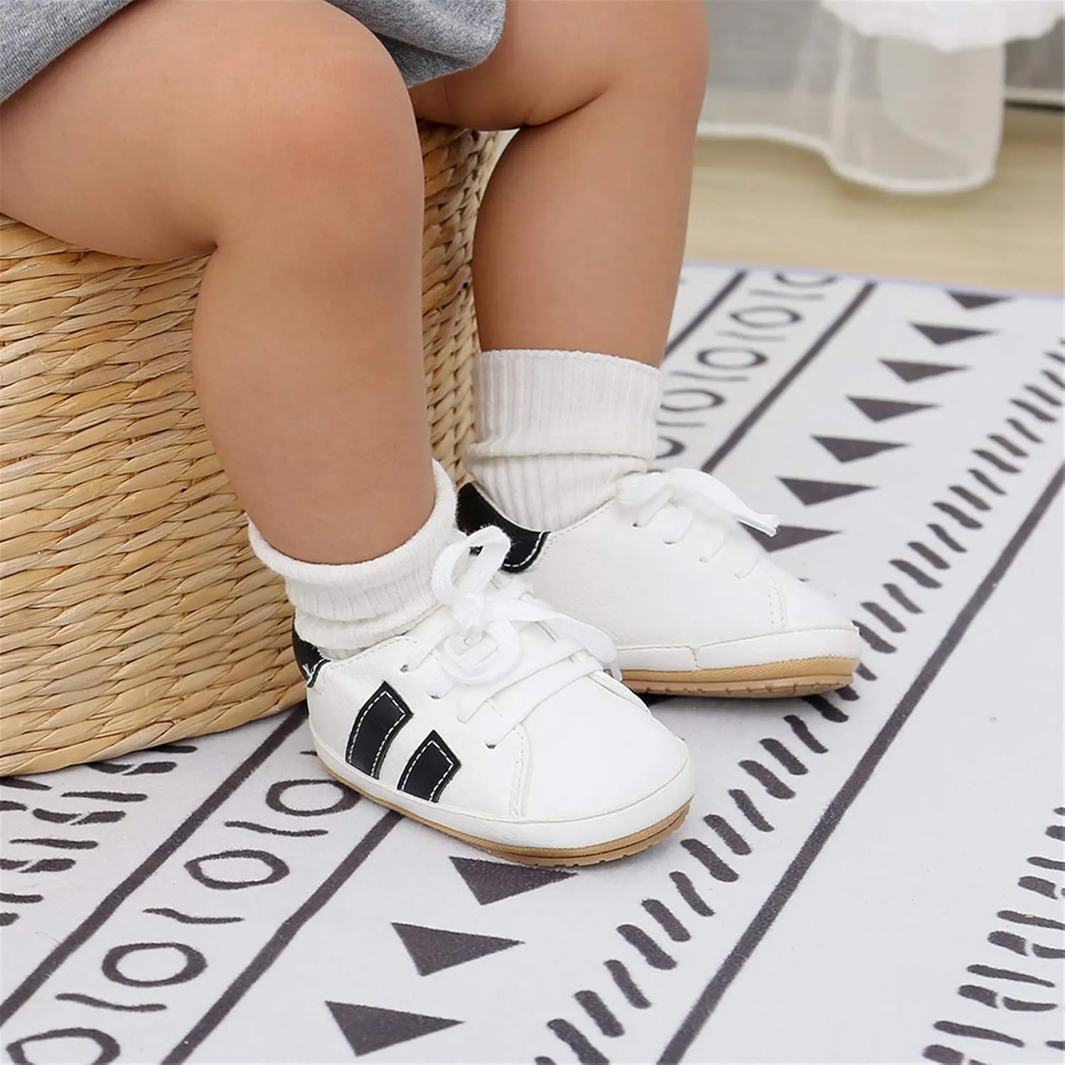 RVROVIC Baby Boys Girls Anti-Slip Sneakers Soft Ankle Boots Toddler First Walkers Newborn Crib Shoes