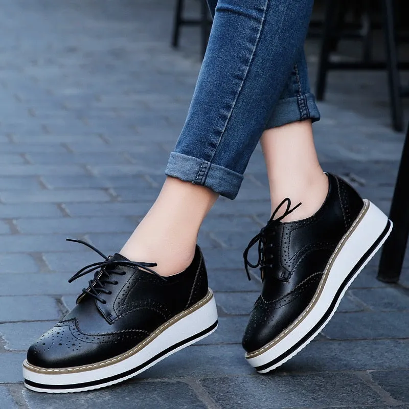Spring Autumn Flat Oxford Shoes For Women Platform Shoes Woman Brogue Patent Leather Flats Lace Up Women Shoes Female