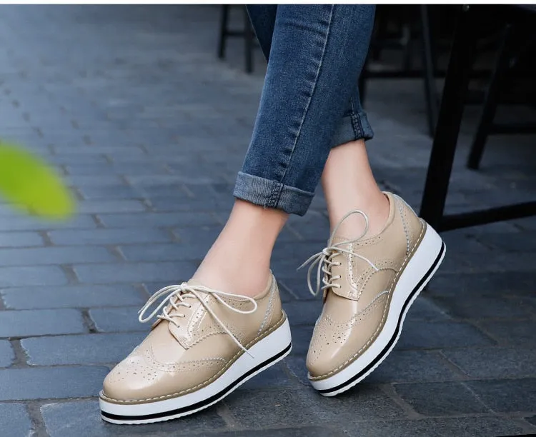 Spring Autumn Flat Oxford Shoes For Women Platform Shoes Woman Brogue Patent Leather Flats Lace Up Women Shoes Female